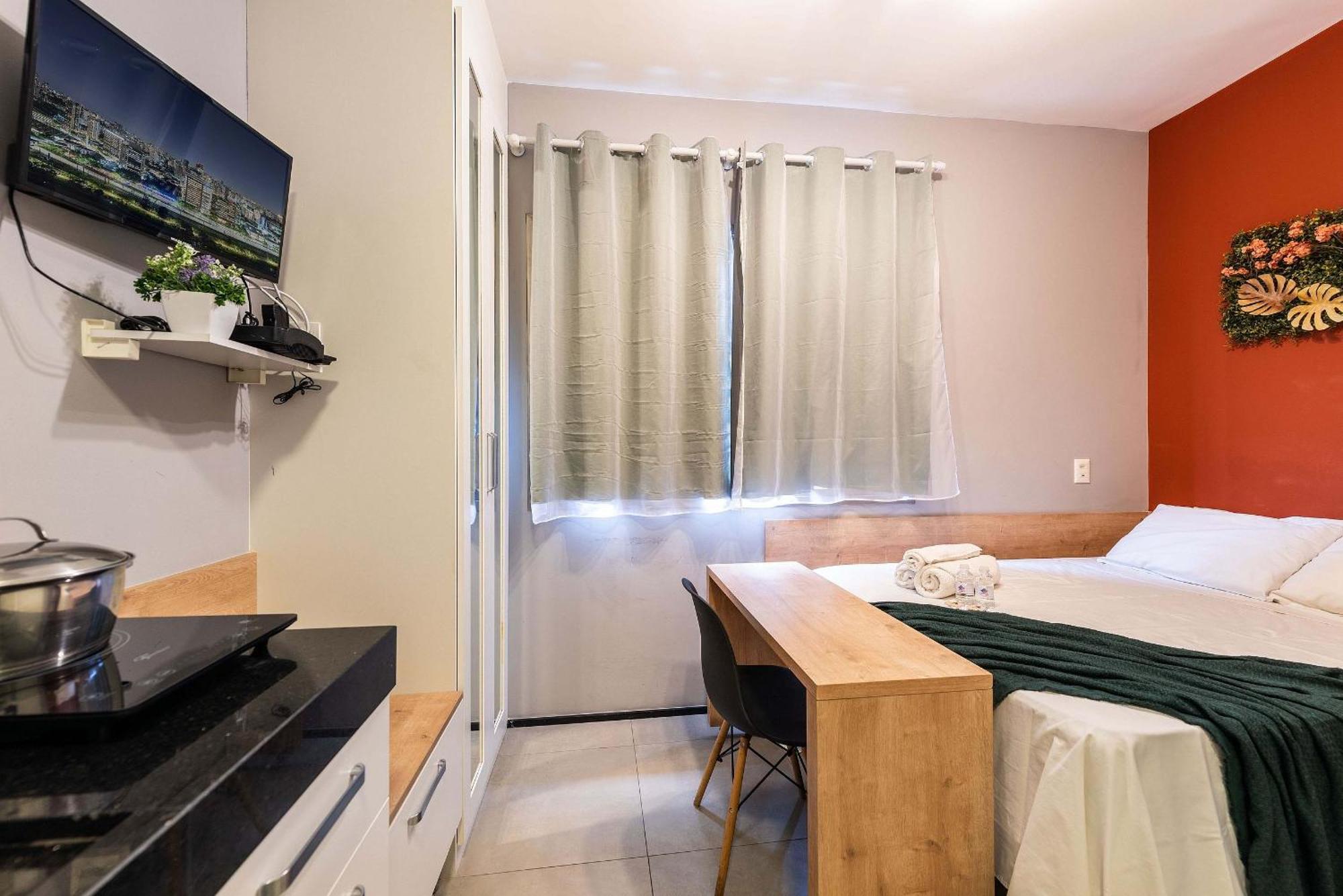 Vo16 Charmoso Com Vaga, Ao Lado Do Metro. Apartamento *